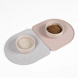 Mess-Free Dog Feeding Station with Ceramic Bowls & Quick-Dry Mat