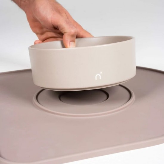 Mess-Free Dog Feeding Station with Ceramic Bowls & Quick-Dry Mat