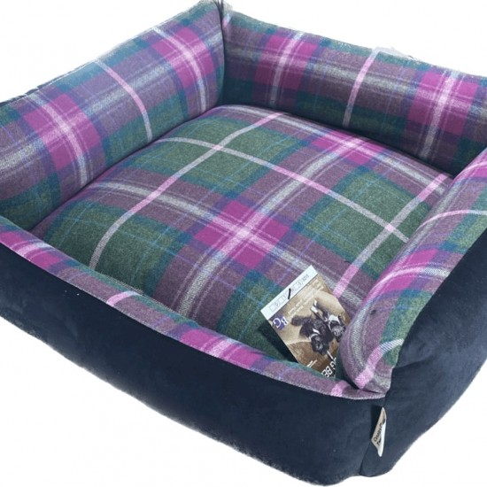 Country Classic Tweed Wool Cosy Dog Beds